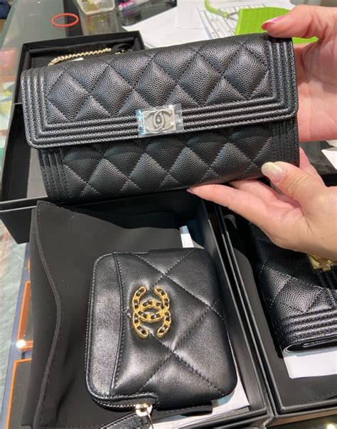 boy chanel a80286